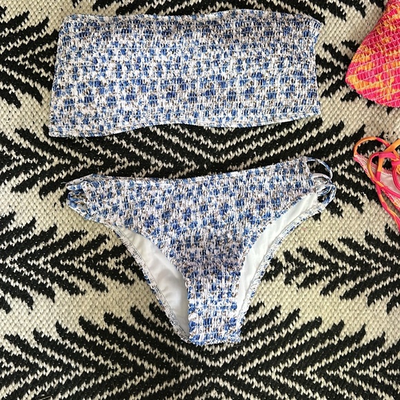 3 pack smocked swimsuits - Picture 2 of 7